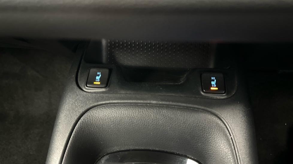 Heated Seats 