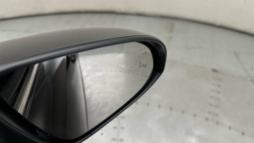 Blind Spot Monitoring System 