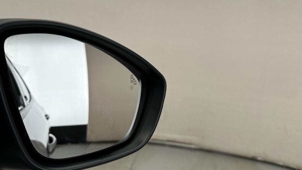 Blind Spot Monitoring System 