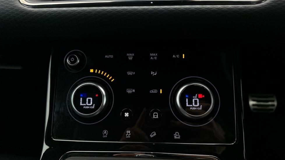 Air Conditioning /Dual Climate Control /Auto Stop/Start 