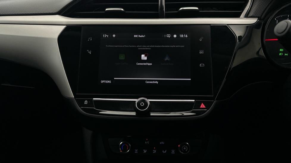 Apple Car Play & Android Auto