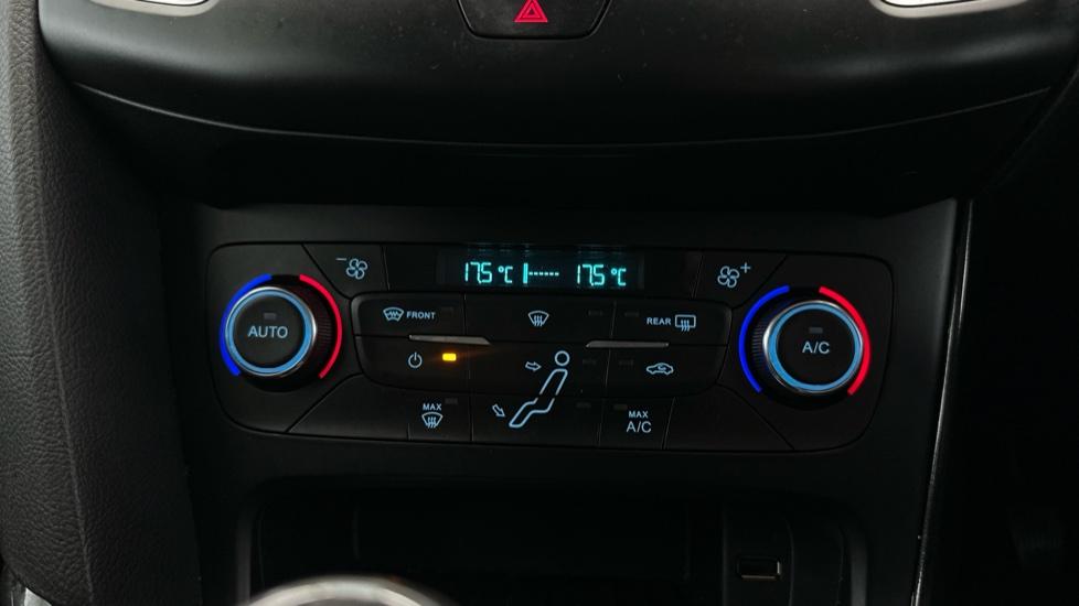 Air Conditioning / Dual Climate Control 