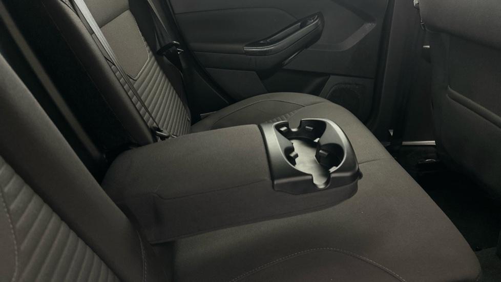 Rear Armrest/ Cup Holder