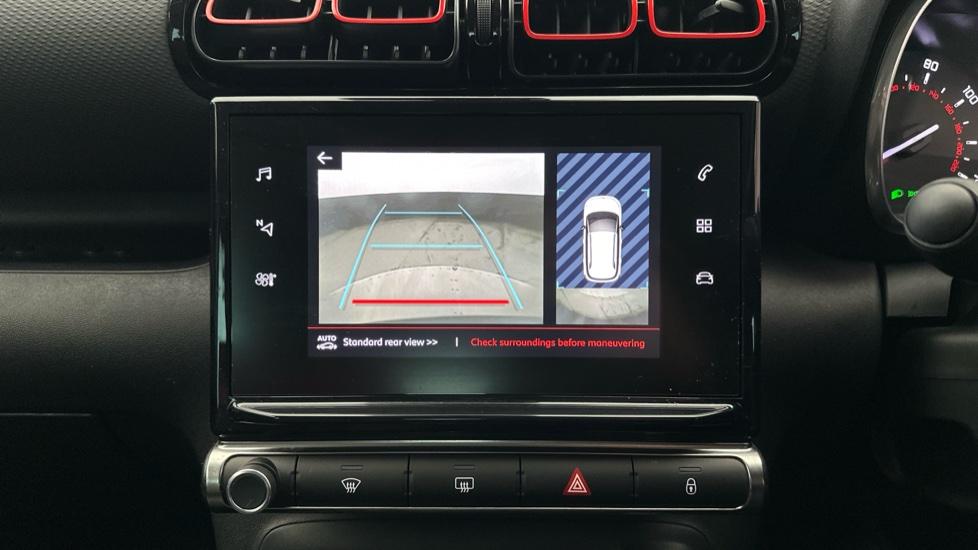 Rear View Camera /Park Pilot 