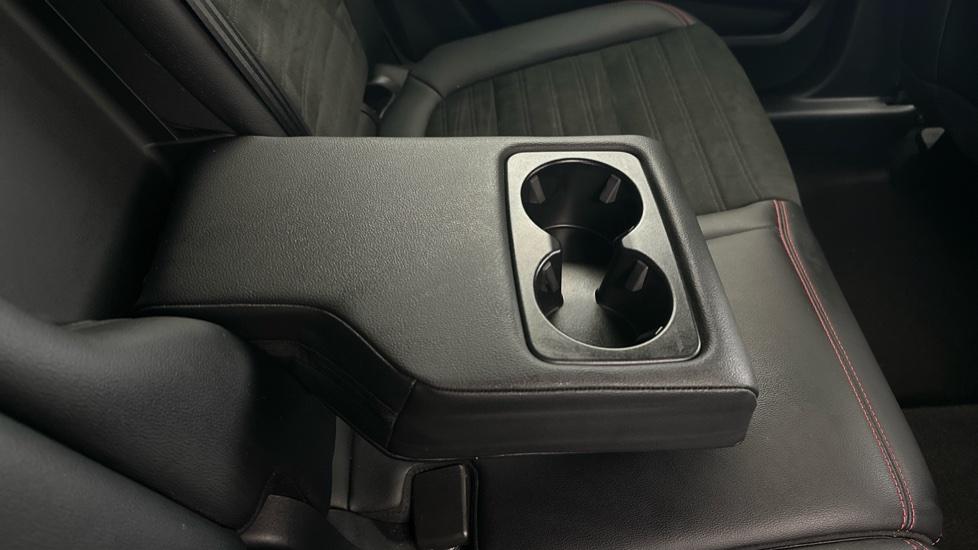 Rear Armrest/ Cup Holder