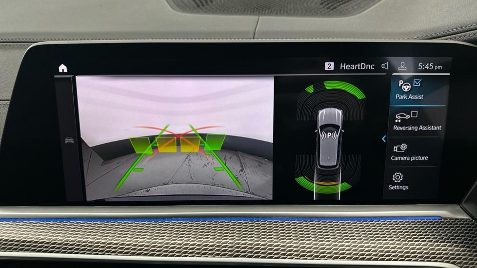 Rear View Camera  / Auto Park 