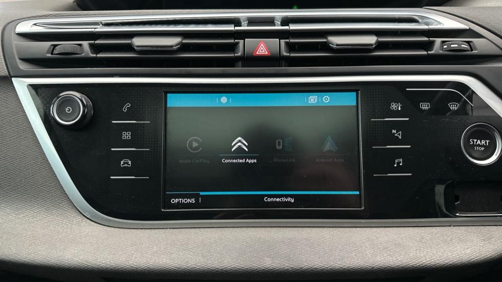 Apple Car Play & Android Auto