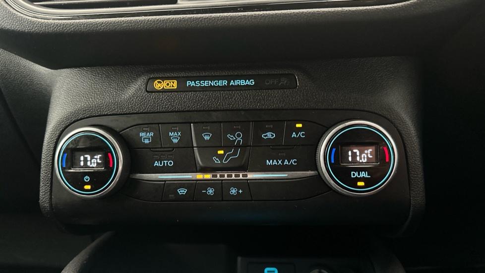 Air Conditioning / Dual Climate Control 