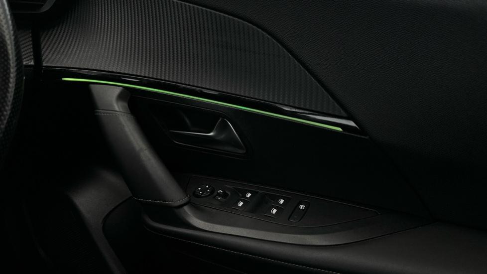 Electric Windows / Wing Mirrors / Ambient Lighting 