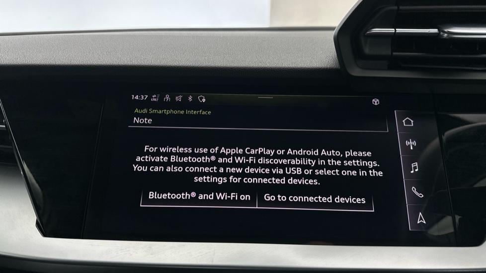 Apple Car Play & Android Auto