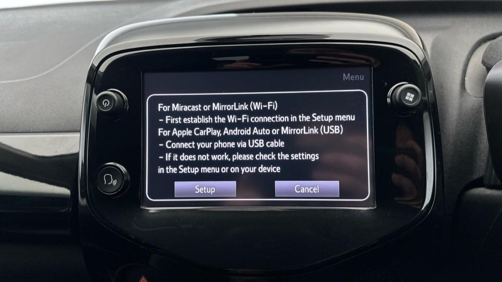 Apple Car Play & Android Auto