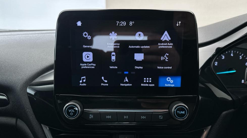 Apple Car Play & Android Auto