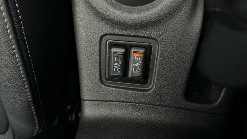 Heated Seats 