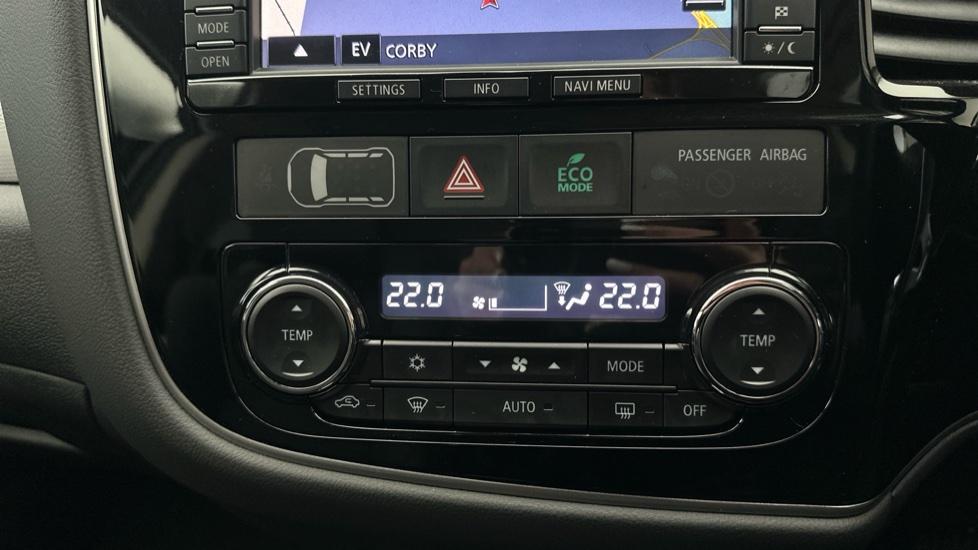 Air Conditioning /Dual Climate Control 