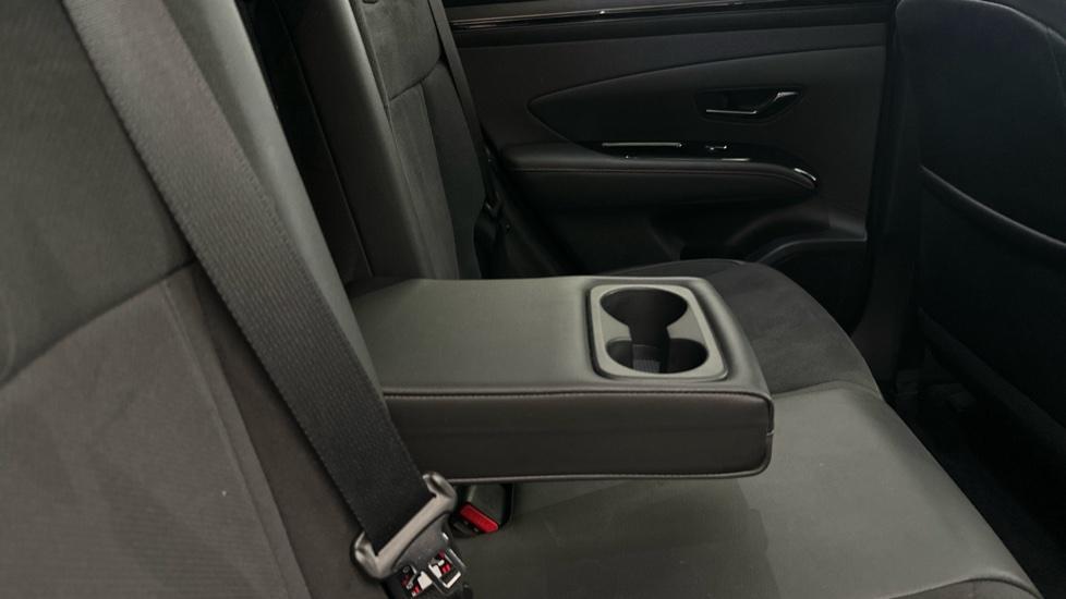 Rear Armrest/ Cup Holder