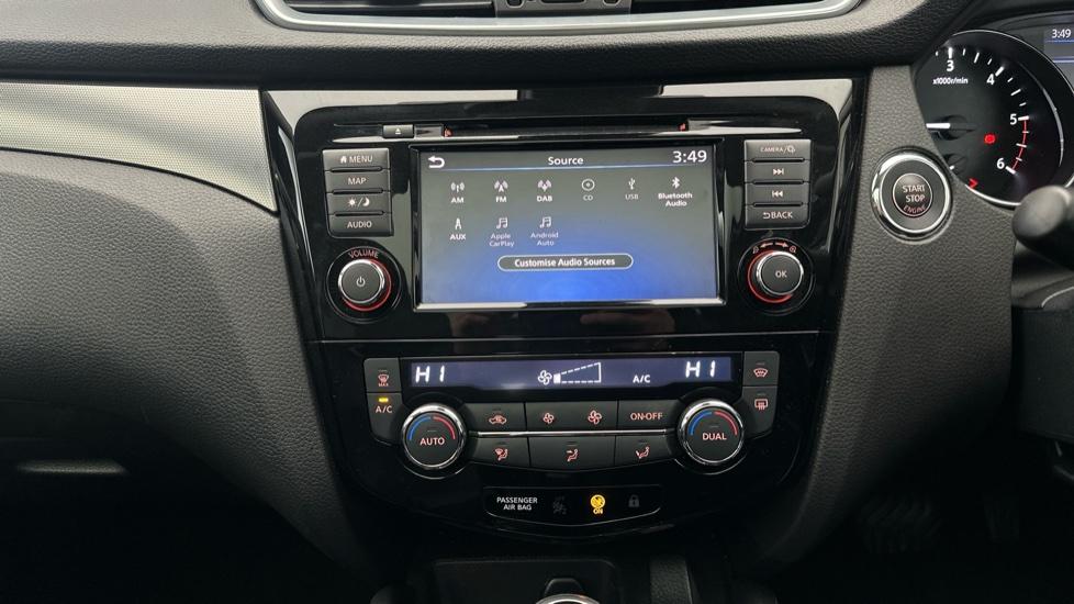 Apple Car Play & Android Auto