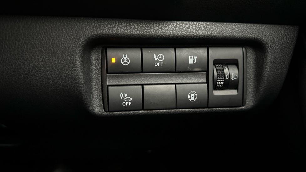 Heated Steering Wheel 