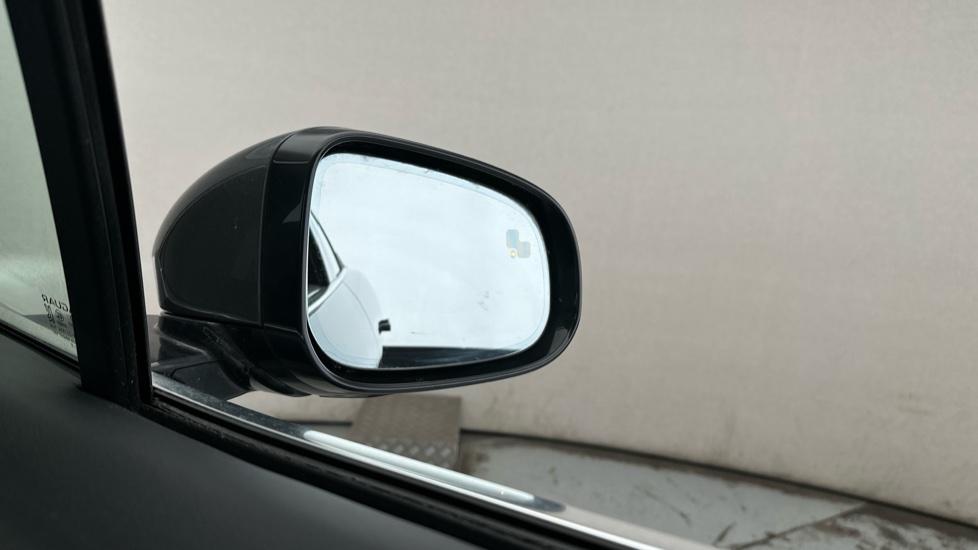 Blind Spot Monitoring System 