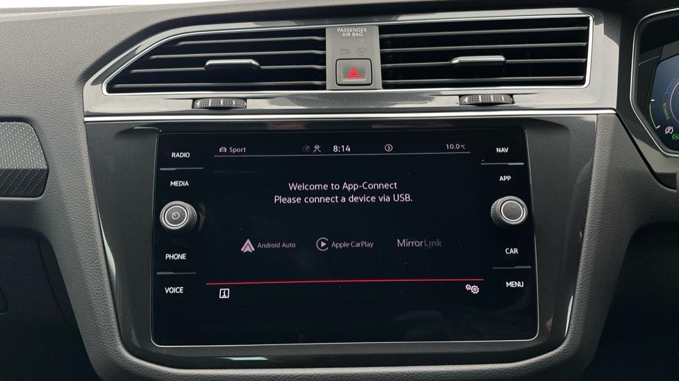 Apple Car Play & Android Auto