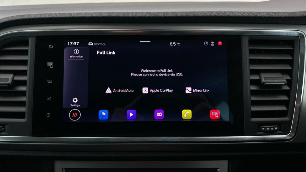 Apple Car Play & Android Auto