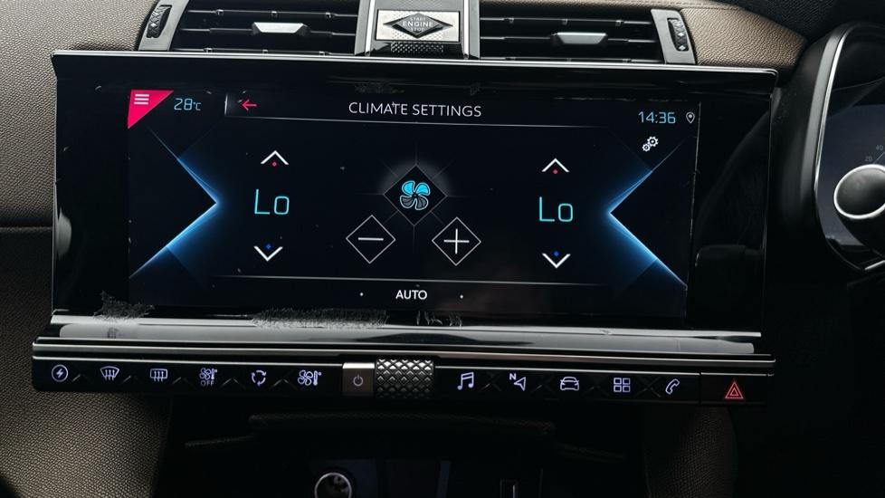 Air Conditioning /Dual Climate Control 