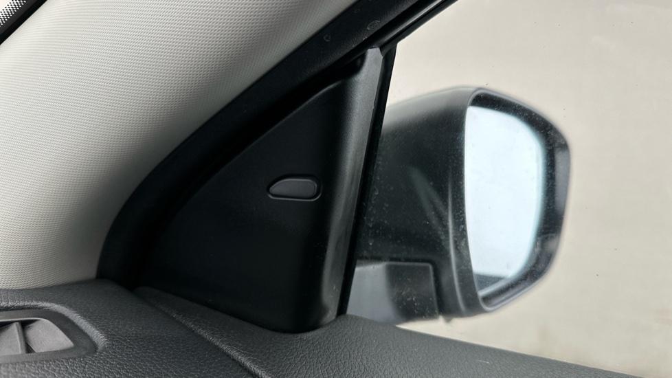 Blind Spot Monitoring System 