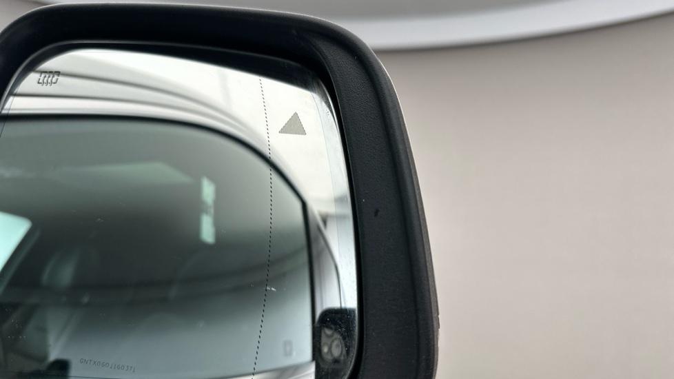 Blind Spot Monitoring System 