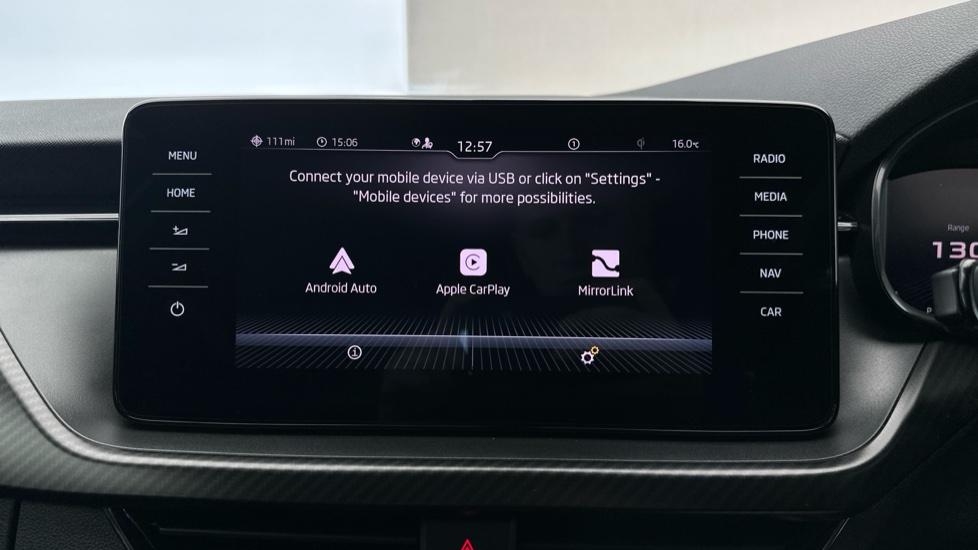 Apple Car Play & Android Auto