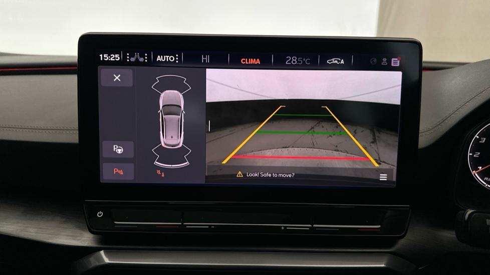 Rear View Camera /Park Pilot /Auto Park 