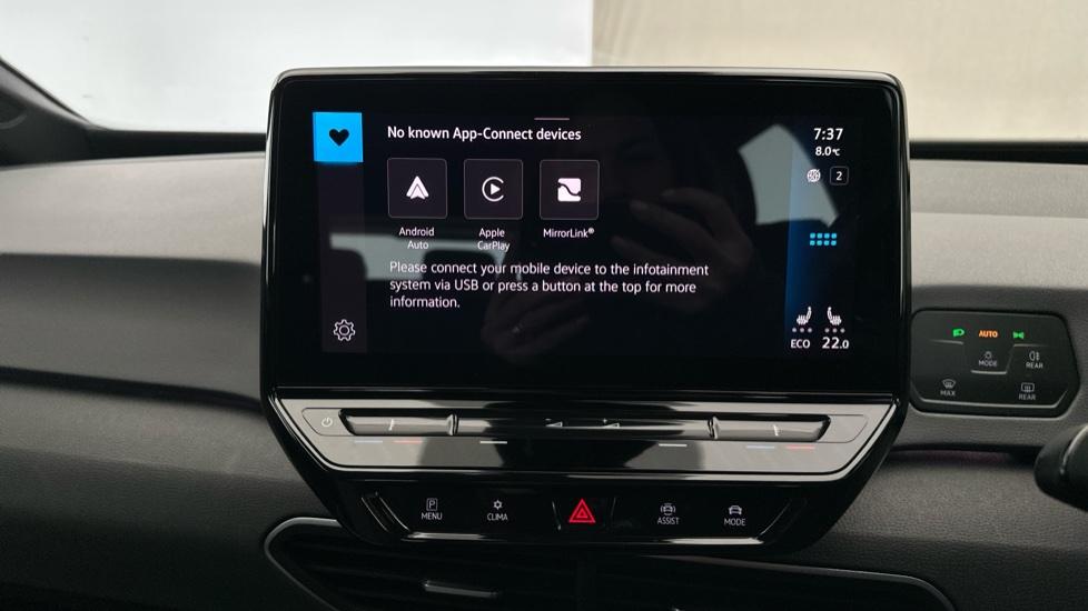 Apple Car Play & Android Auto