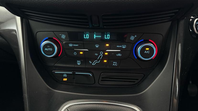 Dual Climate Control  / Air Conditioning  / Auto Stop/Start 