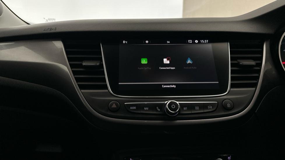 Apple Car Play & Android Auto