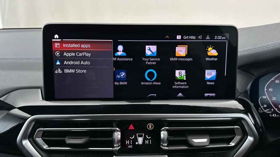 Apple Car Play & Android Auto