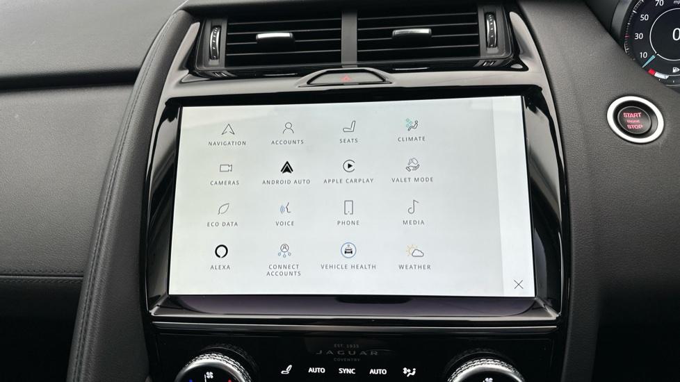 Apple Car Play & Android Auto