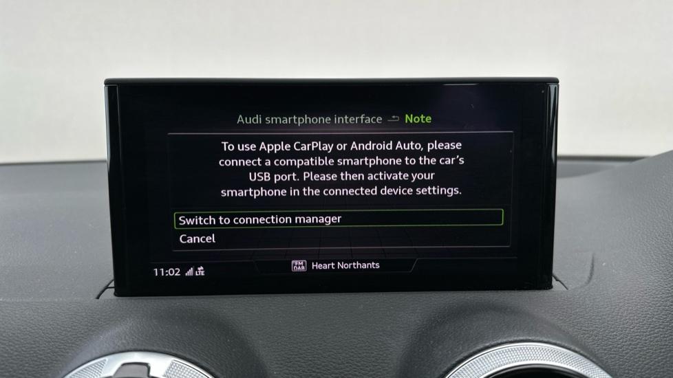 Apple Car Play & Android Auto