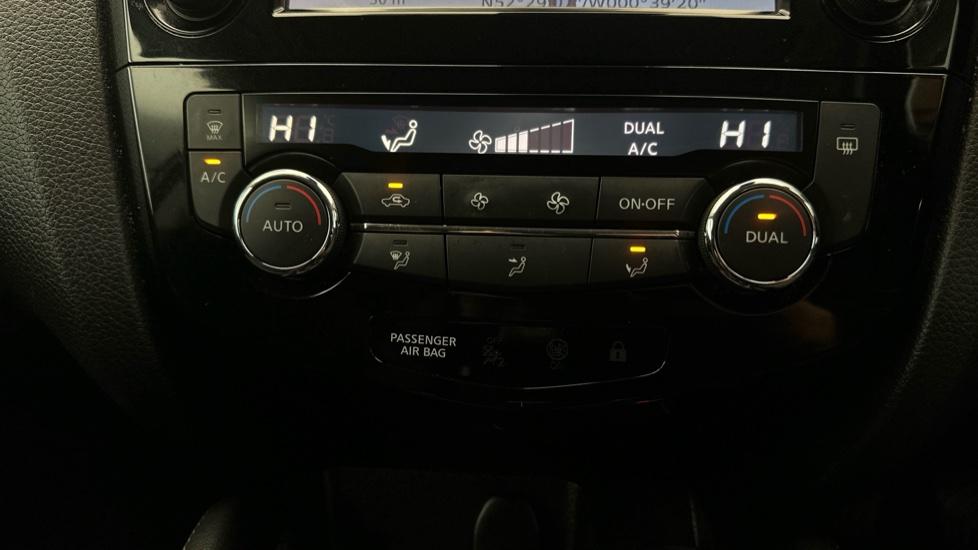 Air Conditioning /Dual Climate Control 