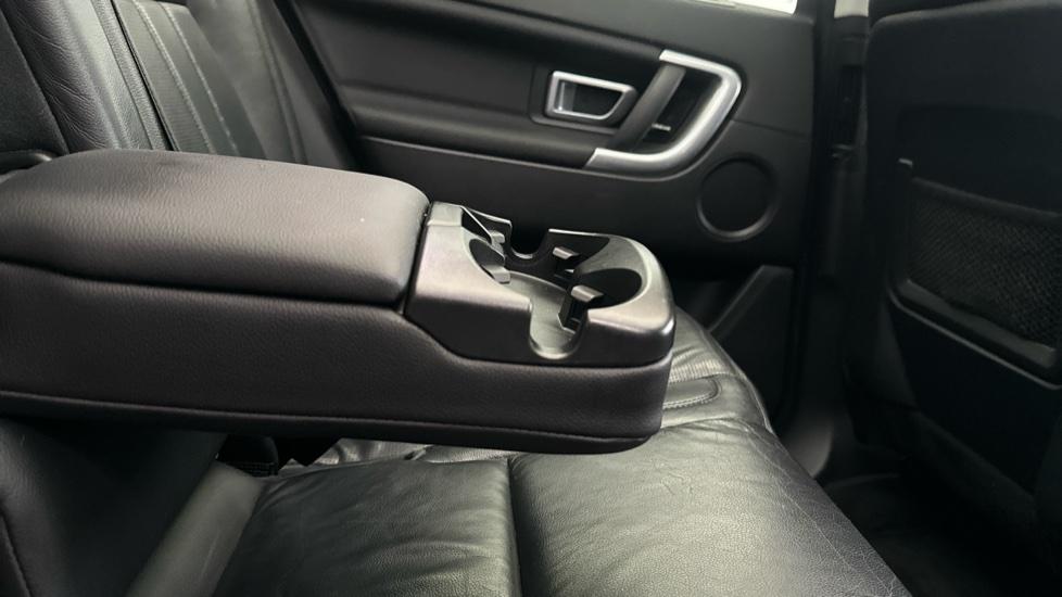 Rear Armrest/ Cup Holder