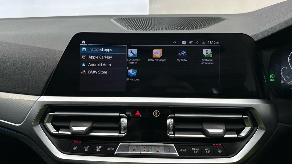 Apple Car Play & Android Auto