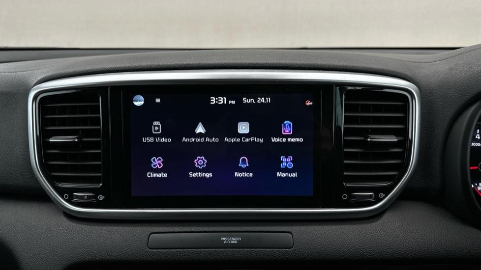 Apple Car Play & Android Auto