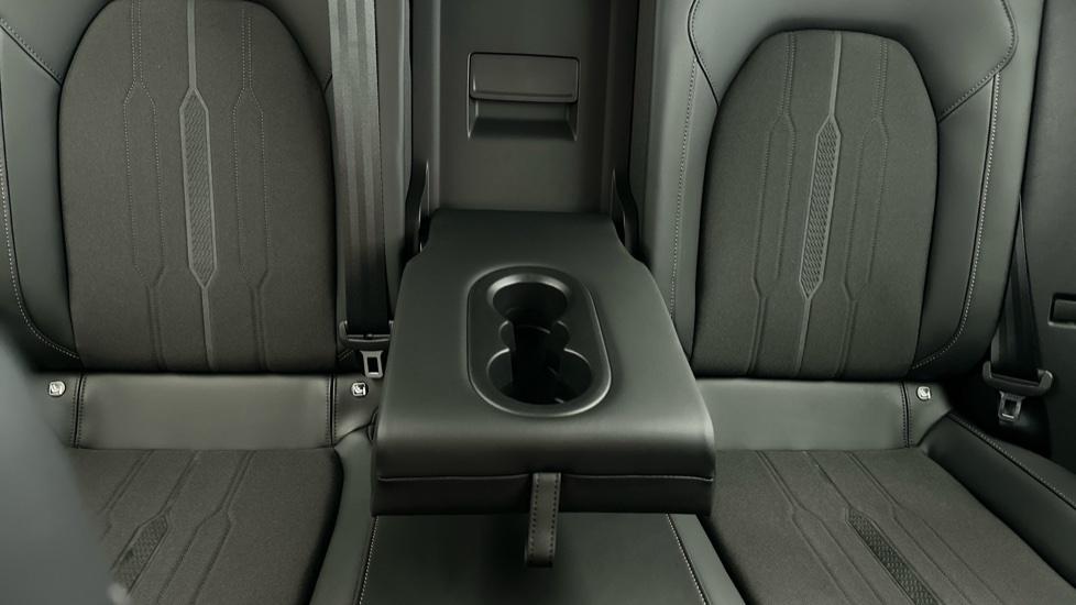 Rear Armrest/ Cup Holder