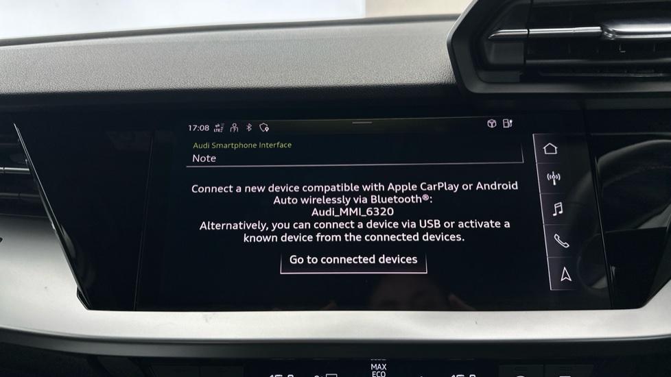 Apple Car Play & Android Auto