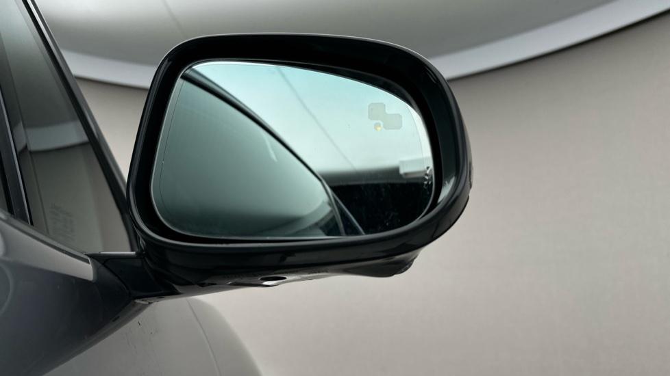 Blind Spot Monitoring System 