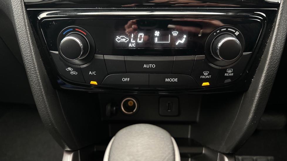 Air Conditioning/Dual Climate Control 