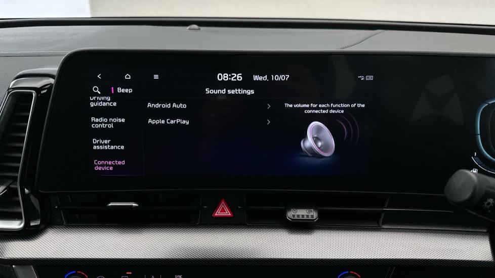 Apple Car Play & Android Auto