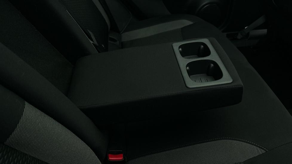 Rear Armrest/ Cup Holder