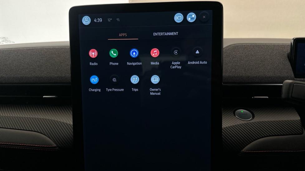 Apple Car Play & Android Auto