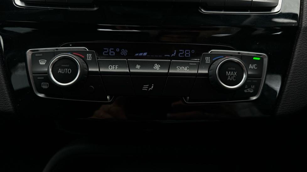 Air Conditioning /Dual Climate Control 