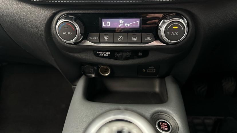 Dual Climate Control / Air Conditioning 