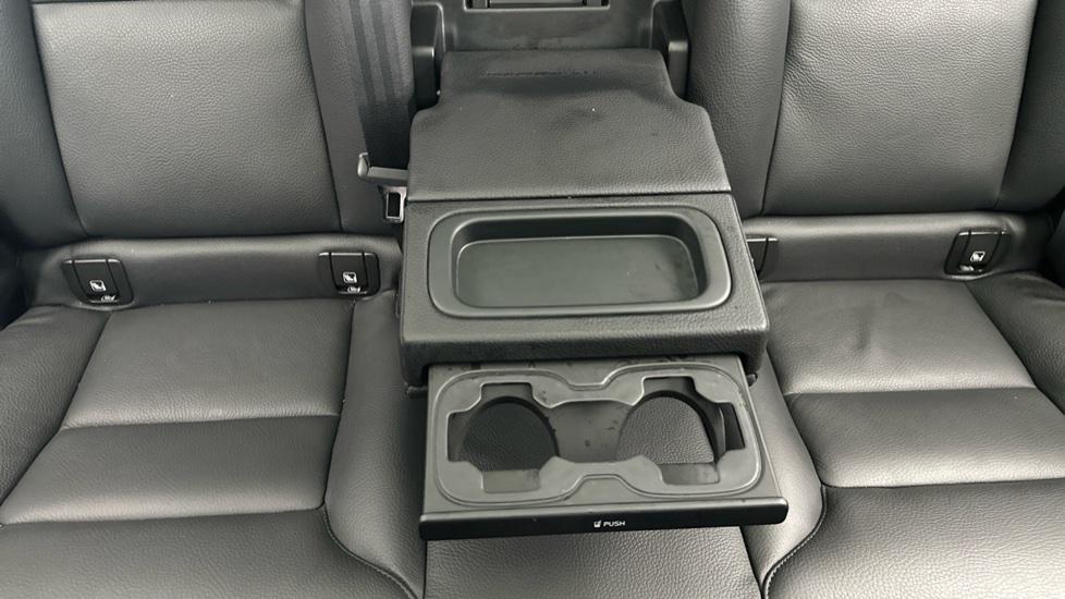 Rear Armrest/ Cup Holder