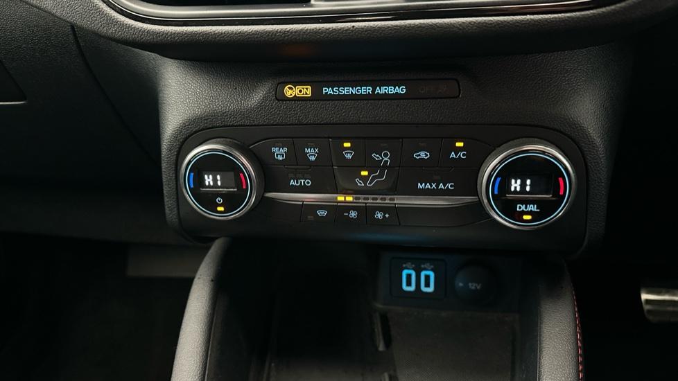 Air Conditioning /Dual Climate Control 